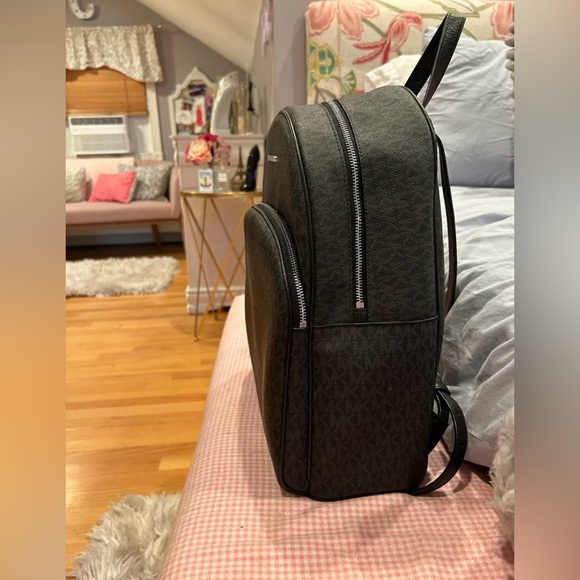 abbey leather backpack Concealed Carry Abby Outer front zip pocket and slip pockets provide additional storage options on Michael Kors Abbey Medium Leather